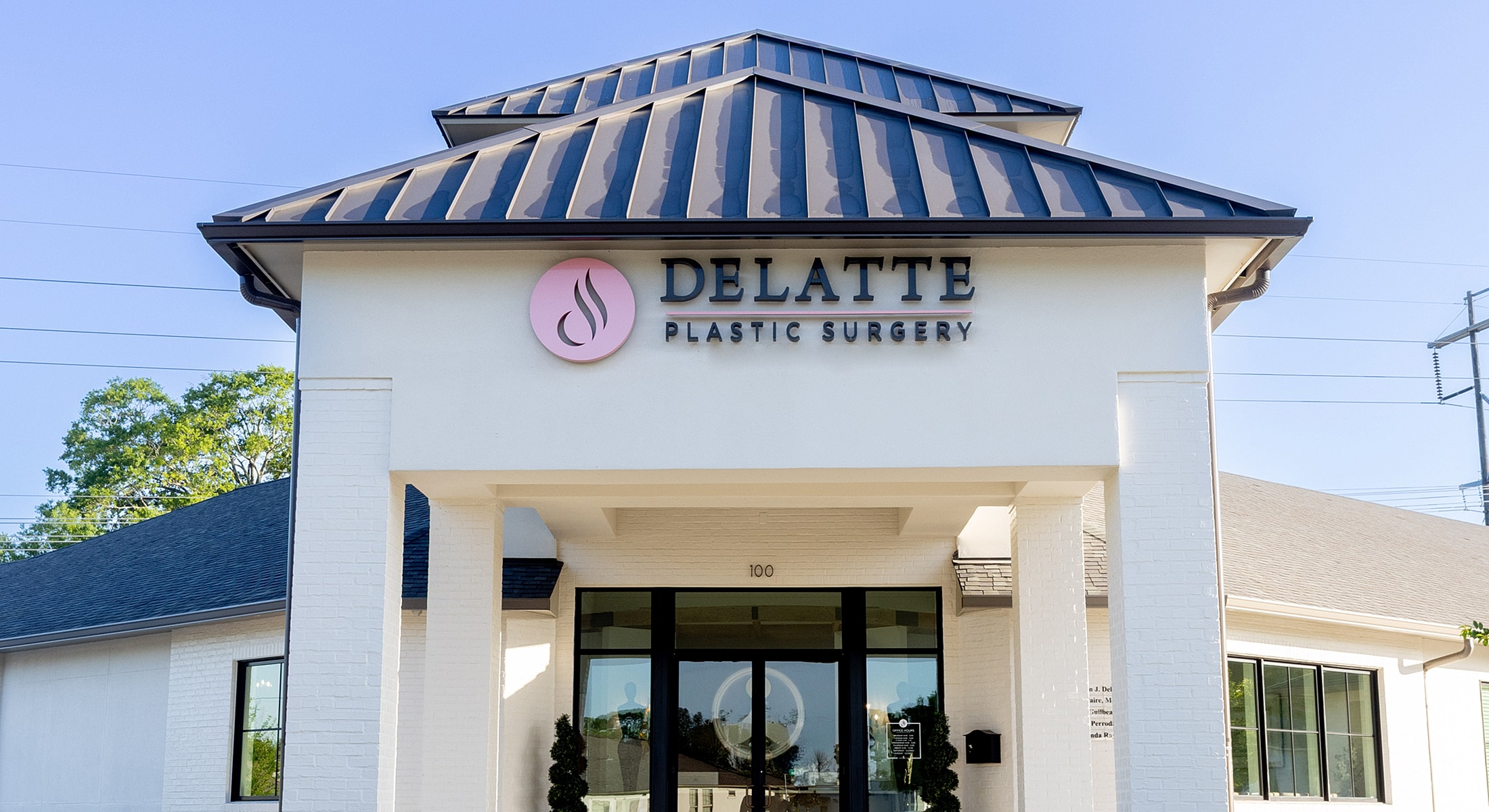 Delatte Plastic Surgery office building exterior view.